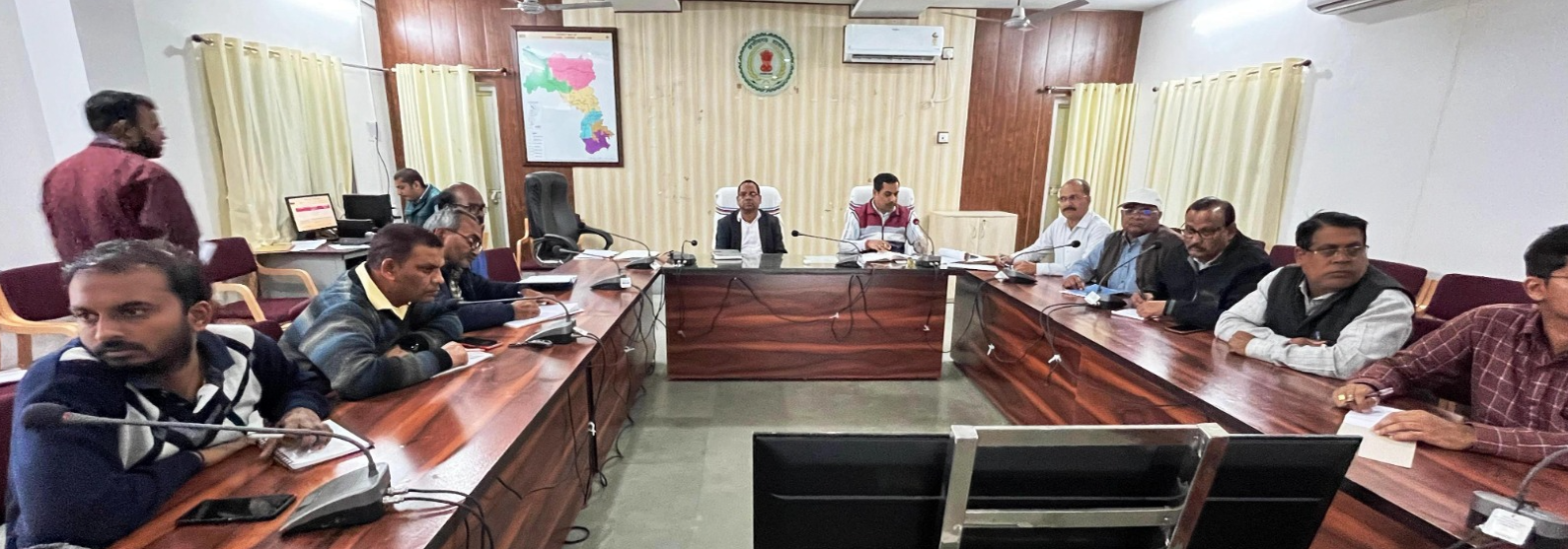 महापौर और अध्यक्ष पद के प्रत्याशियों के लिए तय हुई व्यय सीमा पारदर्शिता सुनिश्चित करने के दिए निर्देश