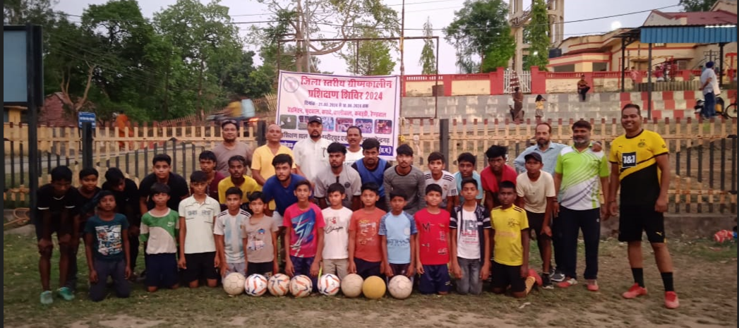  खिलाड़ियों को खेल सामग्री देकर किया गया प्र्रोत्साहित 