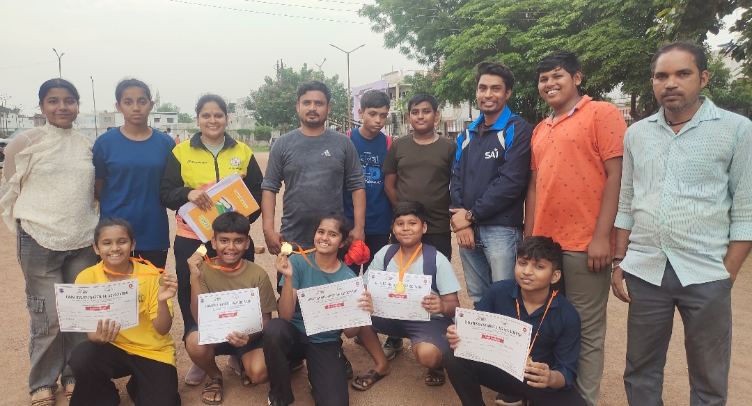 नागपुर में कुश्ती की दांवपेच दिखाएंगी खुशी और रुचि