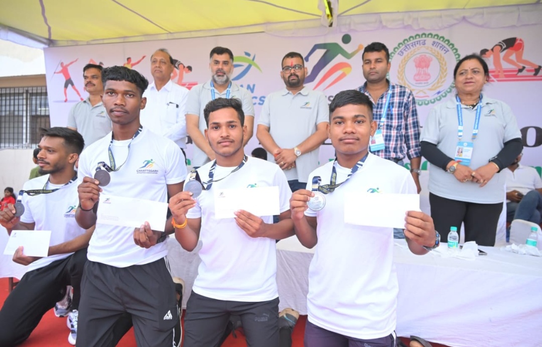 जिले के दिलहरण पटेल ने 21 वी छत्तीसगढ़ स्टेट सीनियर एथलेटिक्स चैंपियनशिप  में जीता कांस्य