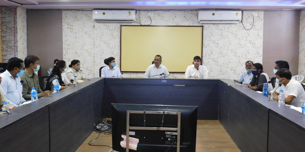 कलेक्टर  धावड़े ने दिए पीएम किसान सम्मान निधि के लाभार्थी कृषकों को केसीसी के दायरे में लाने हेतु मिशन मोड में कार्य करने के निर्देश