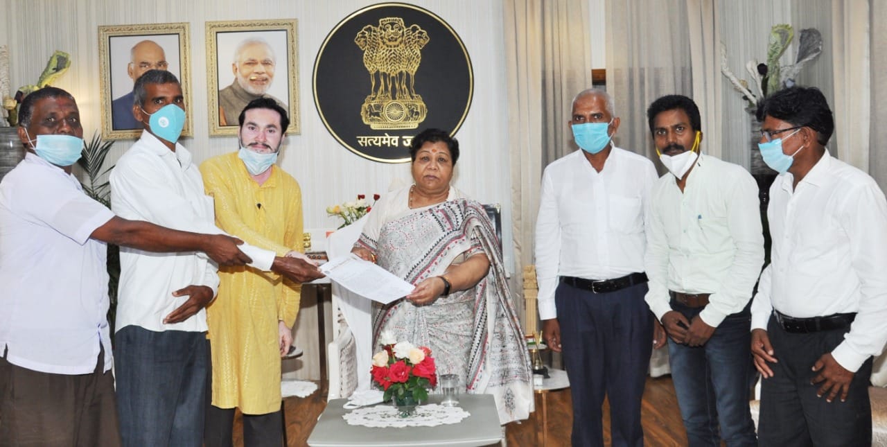 महामहिम से गुहार,   किसान पहुंचे राज्यपाल के द्वार सुतिया पाठ बांध, कुआं किसी का पानी कोई पिए