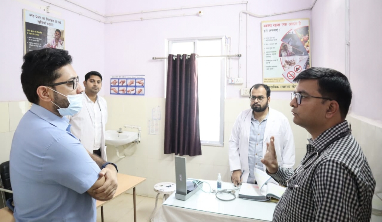 स्वास्थ्य सुविधाओं की उपलब्धता सुनिश्चित करने एक्शन मोड में कलेक्टर श्री लंगेह