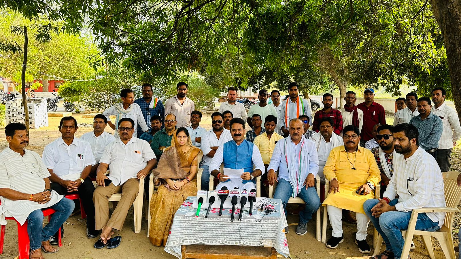 मोदी राज मे आम जनता की आवाज उठाना एवं गौतम आदानी का देश के प्रधानमंत्री से रिश्ता पूछना गुनाह हो गया- प्रदेश कांग्रेस कमेटी के सचिव रवि पाण्डेय 