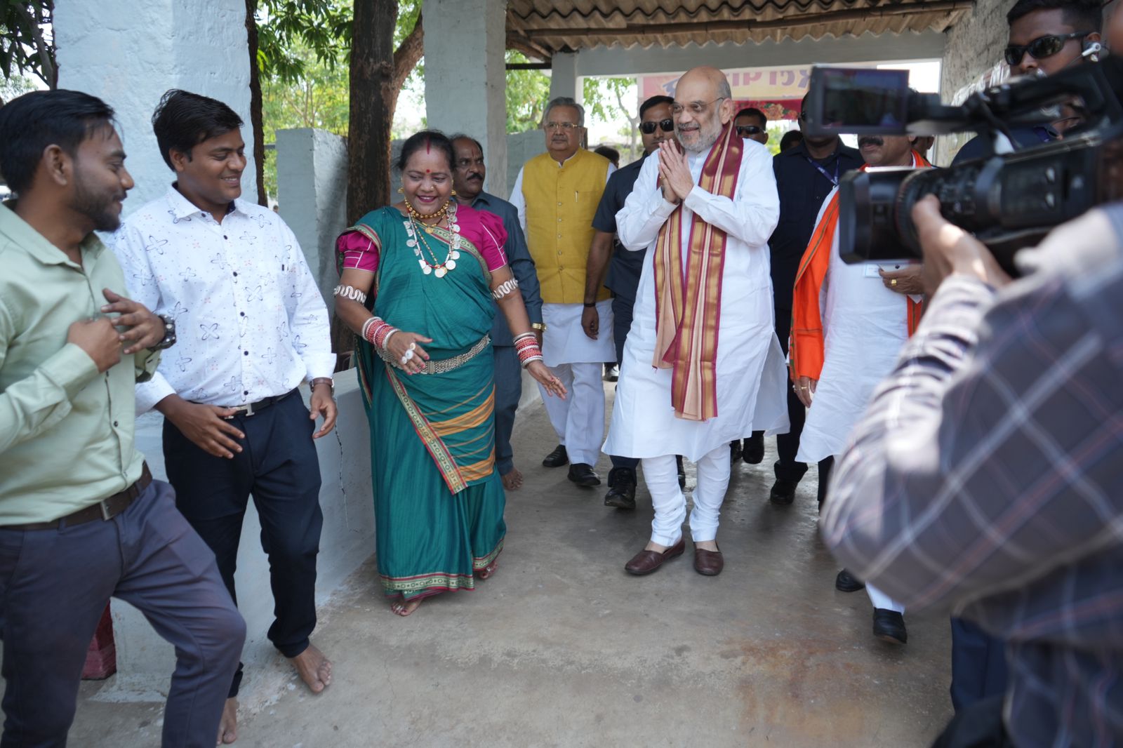 केंद्रीय गृह मंत्री अमित शाह उषा बारले के निवास पहुँचे भिलाई पहुँचे