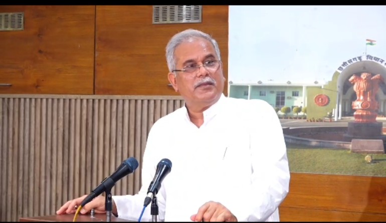 कर्मचारी हित में मुख्यमंत्री बघेल ने अनुपूरक बजट में की कई बड़ी घोषणाएं