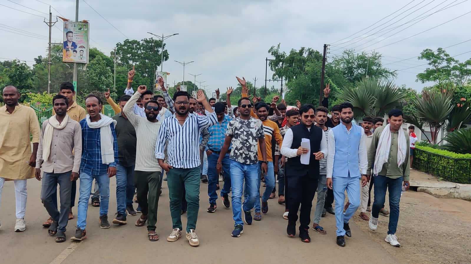  *जोगी कांग्रेस के पदाधिकारियों ने किया जिला अध्यक्ष हितेन्द्र ठाकुर व वरिष्ठ नेताओं के समक्ष काँग्रेस प्रवेश*