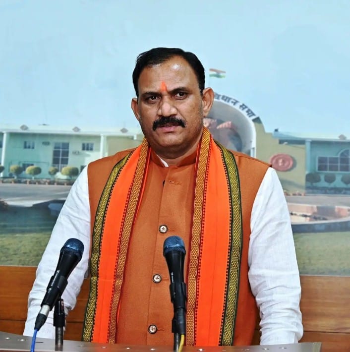 मितानिन कल्याण कोष योजना से 2300 परिवारों को बड़ी राहत, 6.69 करोड़ रुपये की सहायता राशि वितरित  लंबित 2300 दावा प्रकरणों का हुआ निराकरण, पात्र मितानिनों एवं उनके परिवारों के खातों में पहुंची सहायता राशि